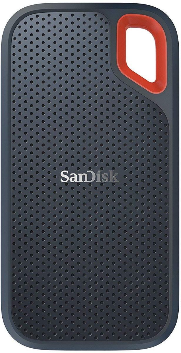 SanDisk Extreme Portable SSD 2TB (2000GB) with usb-c to usb-A adapter